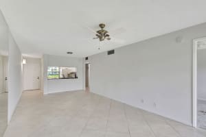 12911 Briarlake Drive 103, Palm Beach Gardens, FL 33418 Sold 03/21/25