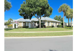 1910 SW York Lane, Palm City, FL 34990 Sold 08/16/24