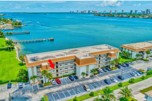 410 Wilma Circle 202, Riviera Beach, FL 33404 Sold 11/21/24