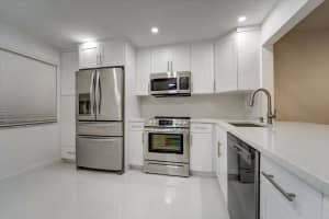 3601 Inverrary Drive Drive 102, Lauderhill, FL 33319 - MLS#R11006112