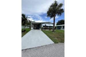 4 Ecuador Court, Fort Pierce, FL 34951 Sold 09/17/24