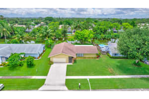 122 Martin Circle, Royal Palm Beach, FL 33411 Sold 09/06/24