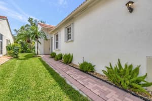 6285 Petunia Road, Delray Beach, FL 33484 Sold 09/04/24