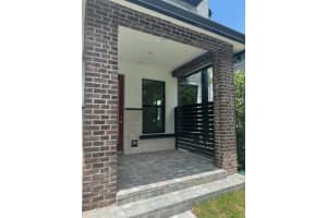 768 NW 82nd Terrace, Plantation, FL 33324 Sold 11/21/24