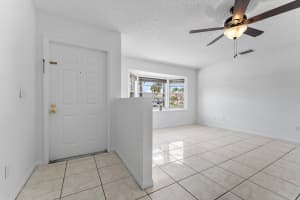 888 NE Maranta Terrado, Jensen Beach, FL 34957 Sold 08/27/24