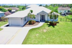 1148 SE 39th Terrace, Okeechobee, FL 34974 Sold 09/09/24