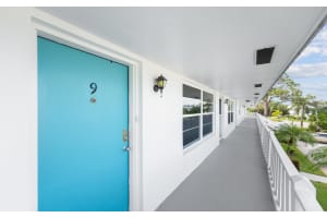 2929 SE Ocean Boulevard 112-9, Stuart, FL 34996 Sold 11/15/24