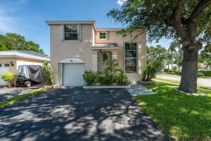 4324 SW 72 Way, Davie, FL 33314 Sold 08/30/24