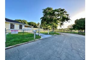 946 Bignonia Road, West Palm Beach, FL 33405 Sold 09/30/24