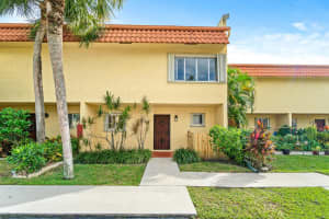 892 SW 9th Street Circle 9, Boca Raton, FL 33486 Sold 10/16/24