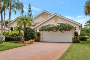 12519 SE Plandome Drive, Hobe Sound, FL 33455 Sold 09/09/24