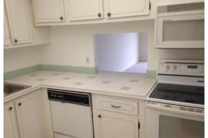 470 Executive Center Drive 5k, West Palm Beach, FL 33401 Sold 09/13/24