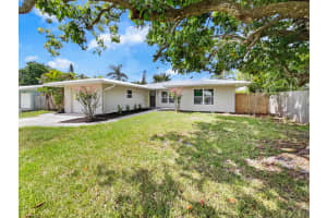 1040 NW 16th Street, Stuart, FL 34994 Sold 08/29/24