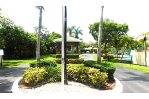 4924 S Hemingway Circle, Margate, FL 33063 Sold 02/04/25