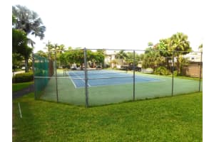 4924 S Hemingway Circle, Margate, FL 33063 Sold 02/04/25