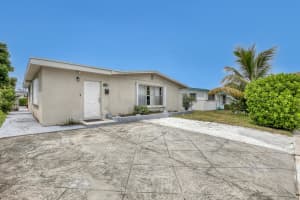1324 7th Street, West Palm Beach, FL 33401 Sold 10/28/24