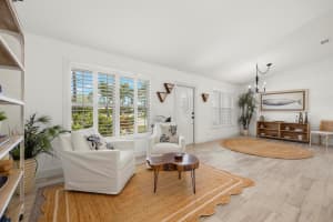 19 Bunker Place, Tequesta, FL 33469 Sold 08/16/24