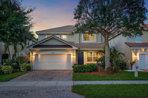 5761 SE Crooked Oak Avenue, Hobe Sound, FL 33455 Sold 09/04/24