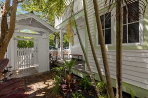 1011 Simonton Street 1, Key West, FL 33040 - MLS#R11007158