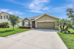 8512 Cobblestone Drive, Fort Pierce, FL 34945 Sold 11/08/24