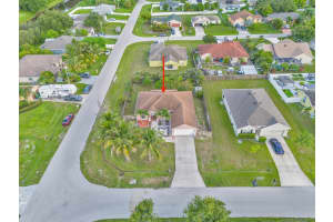 902 SW Cleary Terrace, Port Saint Lucie, FL 34953 Sold 10/31/24