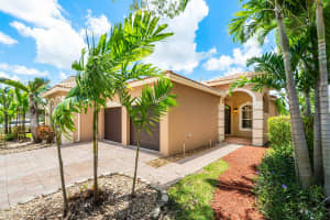 10561 Galleria Street, Wellington, FL 33414 Sold 09/03/24