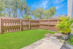 215 Old English Drive, Jupiter, FL 33458 Sold 01/29/25