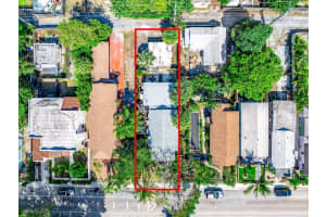 216 S L Street, Lake Worth Beach, FL 33460 Sold 04/07/25