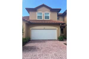 2805 65th Drive 102, Vero Beach, FL 32966 Sold 08/29/24