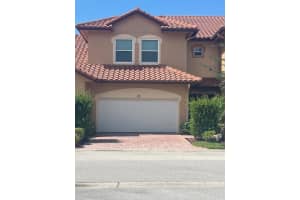 2805 65th Drive 102, Vero Beach, FL 32966 Sold 08/29/24