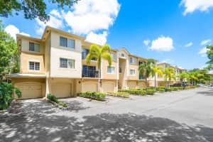 400 Crestwood Court N 404, Royal Palm Beach, FL 33411 Sold 09/06/24