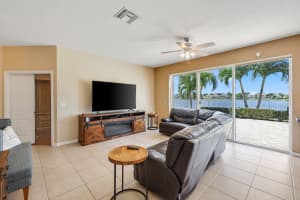 286 Berenger Walk, Royal Palm Beach, FL 33414 Sold 11/01/24