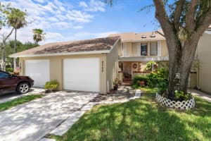 2702 Maplewood Drive, Greenacres, FL 33415 Sold 10/04/24