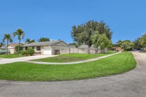8500 Elaine Drive, Boynton Beach, FL 33472 Sold 08/30/24