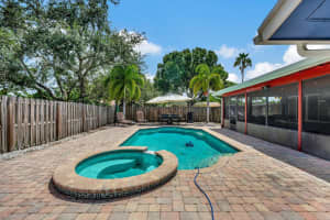12261 Old Country Road S, Wellington, FL 33414 Sold 09/13/24