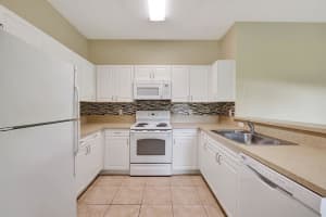 648 NE Bent Paddle Lane, Port Saint Lucie, FL 34983 Sold 09/19/24