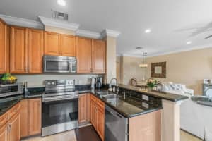 620 Via Villagio, Hypoluxo, FL 33462 Sold 09/06/24