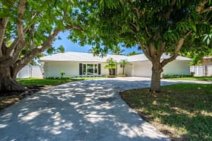 22 Park Avenue, Vero Beach, FL 32960 Sold 09/23/24