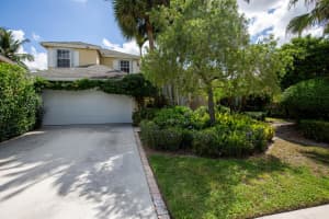 12828 Meadowbreeze Drive, Wellington, FL 33414 Sold 09/04/24