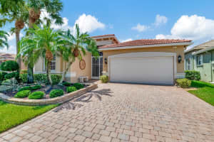 8158 Cavalli Way, Lake Worth, FL 33467 Sold 12/05/24