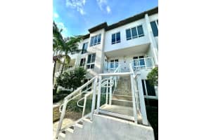 10280 NW 63rd Terrace 205, Doral, FL 33178 Sold 05/05/25