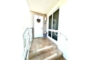 10280 NW 63rd Terrace 205, Doral, FL 33178 Sold 05/05/25