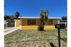 3690 Seacrest Boulevard, Lantana, FL 33462 Sold 11/08/24