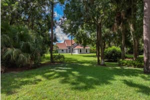 474 Westwood Circle W, West Palm Beach, FL 33411 Sold 11/08/24