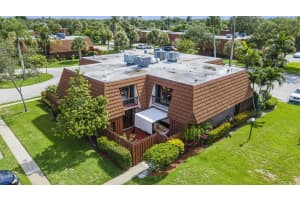 825 Center Street 20a, Jupiter, FL 33458 Sold 09/20/24