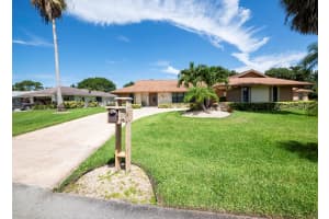 6541 SE Nantucket Court, Hobe Sound, FL 33455 Sold 01/31/25