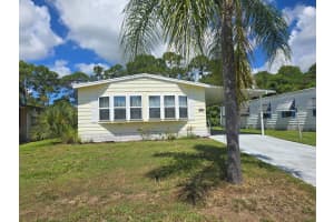 38 Montoya, Fort Pierce, FL 34951 Sold 08/15/24