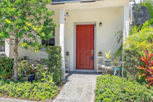 125 N K Street E, Lake Worth Beach, FL 33460 Sold 11/29/24