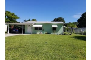 222 Hialeah Avenue, Fort Pierce, FL 34982 Sold 09/30/24