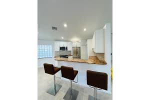 10010 Diamond Lake Drive, Boynton Beach, FL 33437 Sold 04/22/25